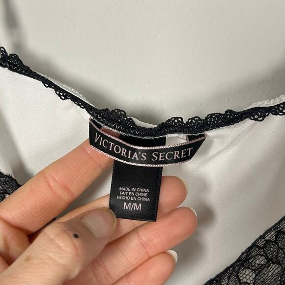 Victoria's Secret White & Black Satin Lace Chemise Women's Medium - Picture 6 of 7